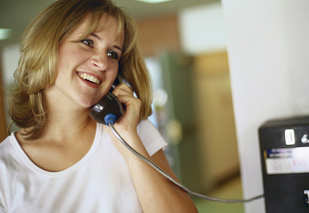 香港電話號碼是幾位，區(qū)號是多少？