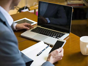 內(nèi)地與中國(guó)香港就自動(dòng)交換國(guó)別報(bào)告安排生效