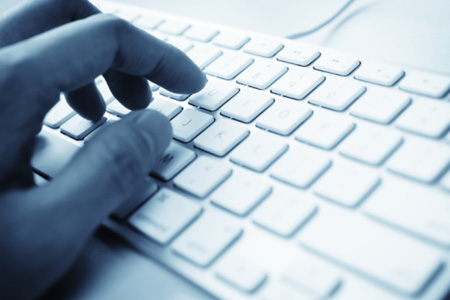 適合申請(qǐng)香港專才的人士